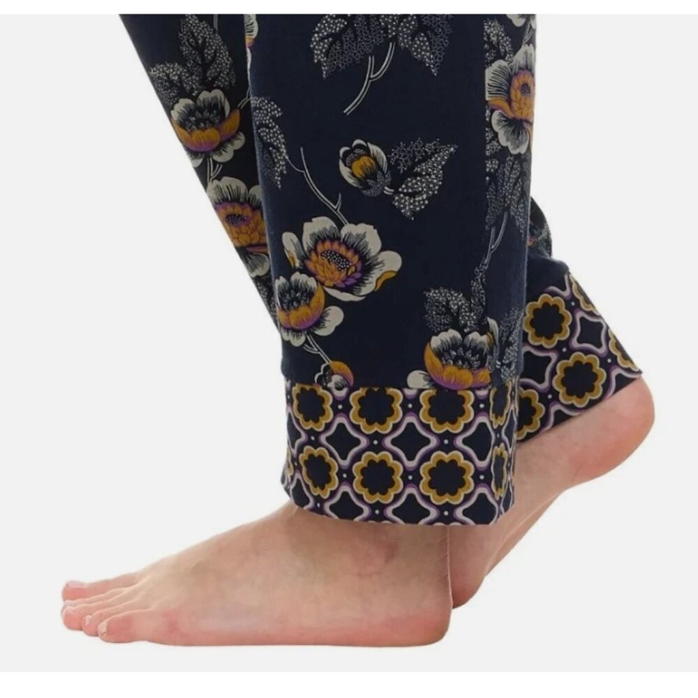 Vera Bradley Women's Notch Collar pajama PJ sets Blue (Dottie Leaf Floral) - Picture 6 of 7